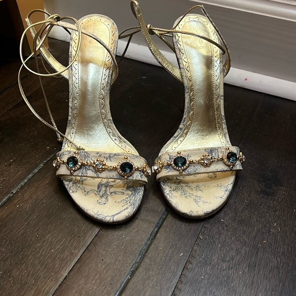 J VINCENT vintage toile print heel size 6